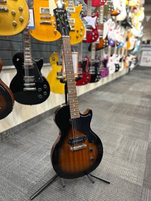 ギター Epiphone Les Paul Junior Tobacco Burst IMG_6585__53310.1667660953.386
