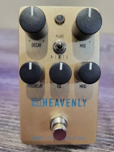 Universal Audio - UA HEAVENLY PLATE PEDAL