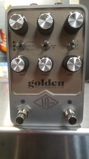 UA GOLDEN REVERB PEDAL  - UA-GPM-GOLD