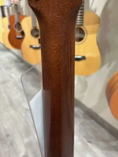 Martin Guitars - D-18 2012 2