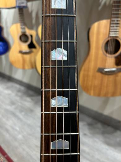 Store Special Product - Taylor Guitars - 618E