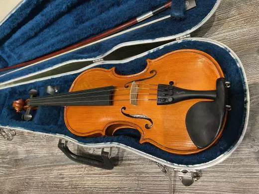 Carlton - CVN100 1/2 OF 2