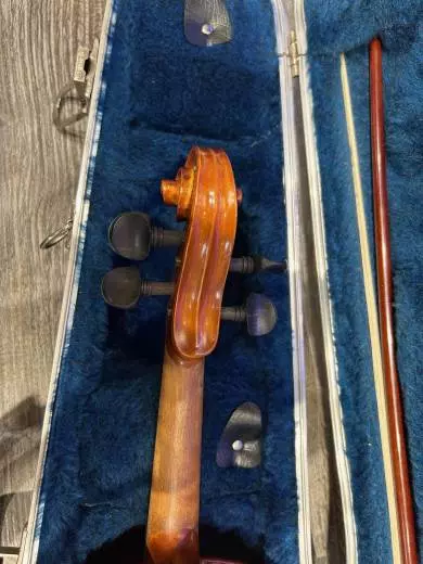 Carlton - CVN100 1/2 OF 2