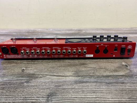 Store Special Product - BOSS - RC-600