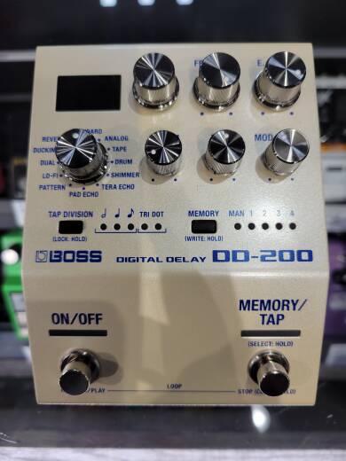 BOSS DD-200 DIGITAL DELAY（箱付き） BOSS DD-200 [Digital Delay] ディレイ ボス ｜イケベ楽器店オンライン