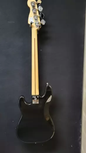 FENDER PLAYER P-BASS P.F BLACK 2