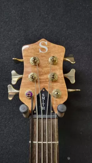 **Replica** 6 Strings Ken Smith Bass 2