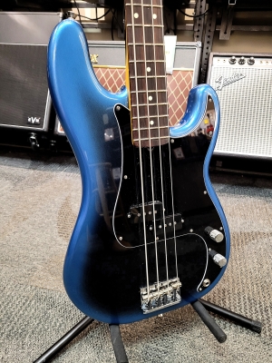 Fender - AM Pro II P Bass 3