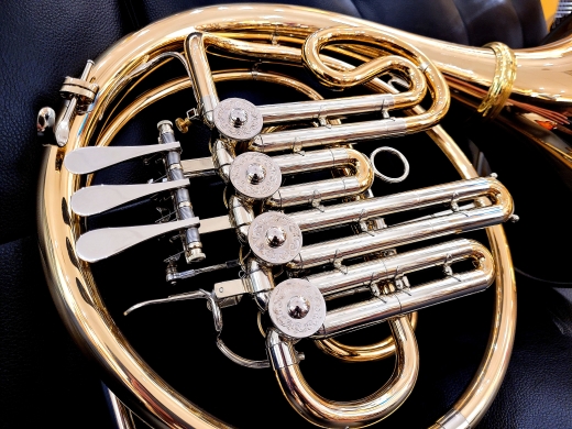 Hans Hoyer - Professional Bb French Horn with A-Stop, Gold-Brass Body and Detachable Bell 4