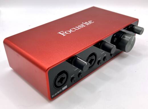 Focusrite Scarlett 2i2 3rd Generation USB 2.0 Audio Interface