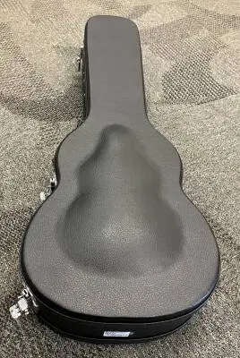 Kala Archtop Baritone Ukuele case 2