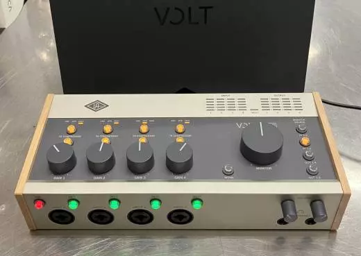 Universal Audio VOLT476P 4 channel A/D preamp