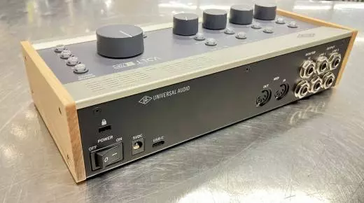 Universal Audio VOLT476P 4 channel A/D preamp 2