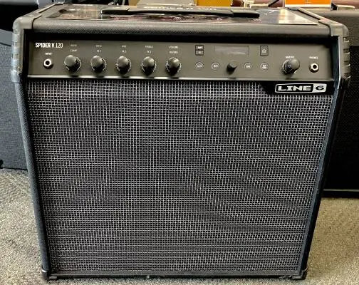 Line 6 SPIDER5-120 watt guitar amp