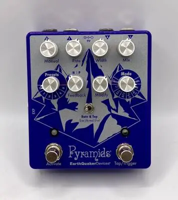 EarthQuaker Pyramids Stereo Flanger
