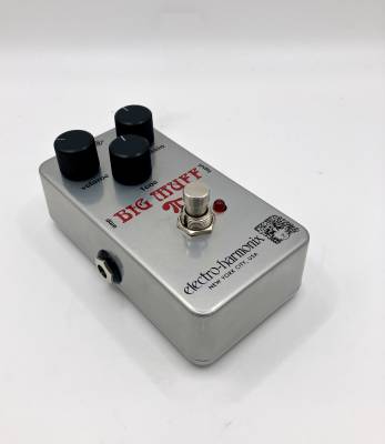Electro-Harmonix Ram's Head Big Muff Reissue | Long & McQuade