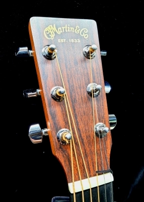 Martin Guitars - D13-E Road Series Dreadnought 2
