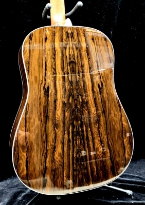 Martin Guitars - D13-E Road Series Dreadnought 2
