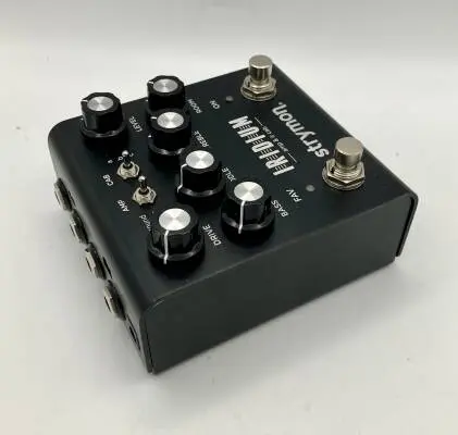 Strymon IRIDIUM guitar amp simulator pedal 2