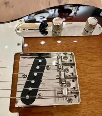 Squier Classic Vibe '60s Custom Telecaster 5