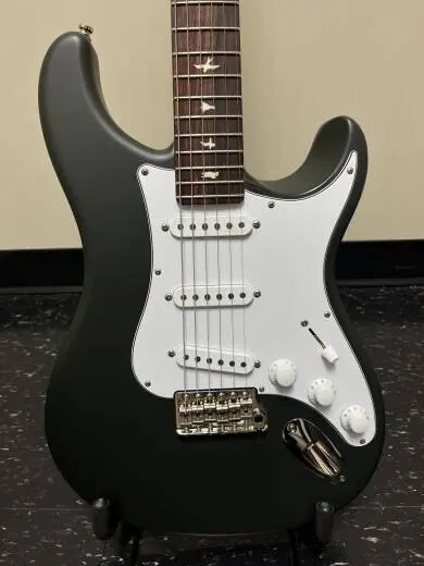 PRS Guitars Silver Sky - Faded Black Tee Satin 2