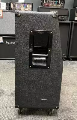 Marshall1960A 300w angled cabinet 2