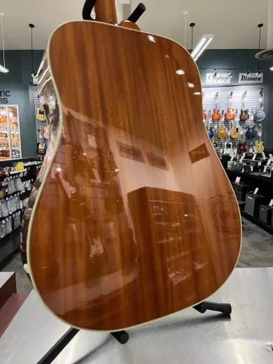 Gibson Hummingbird Heritage acoustic 5