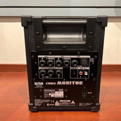 Roland - CM-30 Portable Mixing Monitor 3