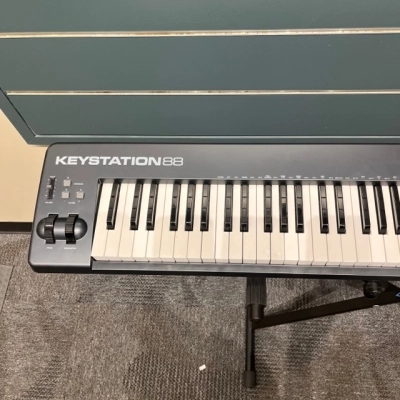 M-Audio - KEYSTATION88 II MIDI controller 3