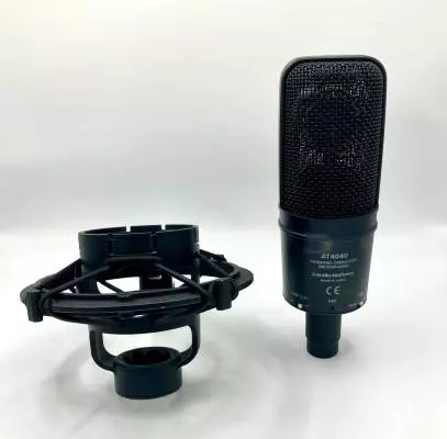 Audio Technica AT4040 Large diaphragm Condenser mic 2