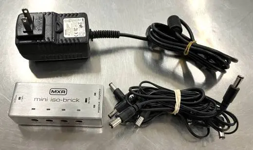 MXR Mini Iso-Brick Power Supply 2