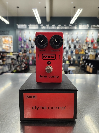 MXR M102 - Dyna Comp | Long & McQuade
