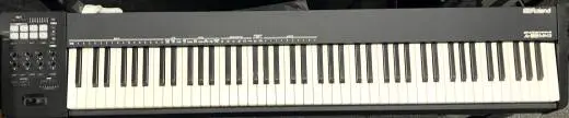 Roland A-88MKII Midi Controller