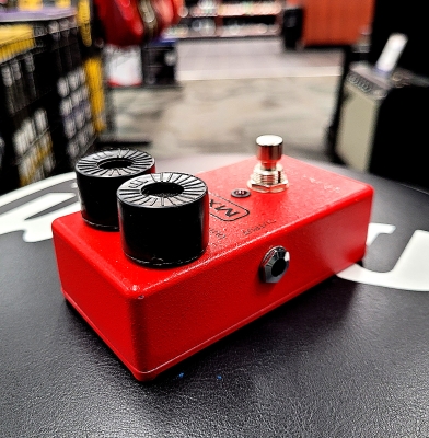Store Special Product - MXR - Dyna Comp