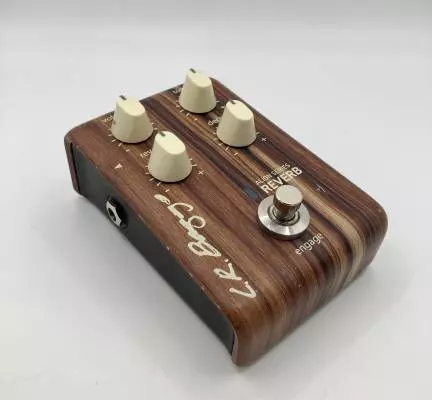 L.R Baggs Align reveb pedal 2