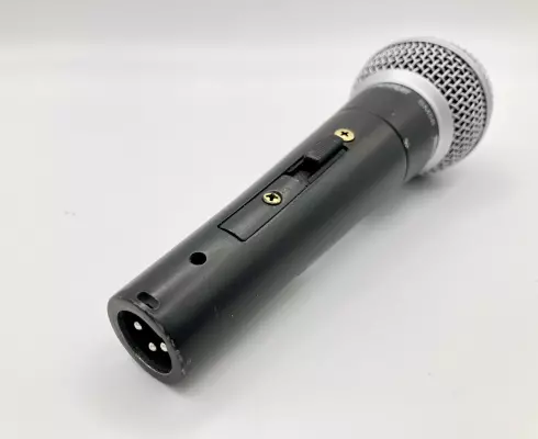 Shure - SM58S mic with switch 2