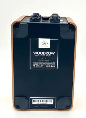 Universal Audio Woodrow '55 Instrument Amplifier pedal 2