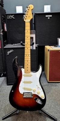 Fender - AM Pro II Stratocaster