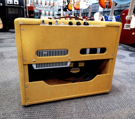 Fender - 57 Custom Deluxe Amp 2