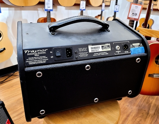 Store Special Product - Traynor - Acoustic Master Mini Amp