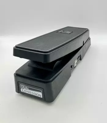 Electro-Harmonix Dual Expression pedal