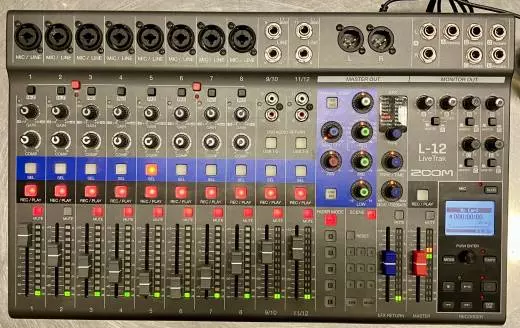 Zoom LIVETRAK L-12 track mixer/recorder