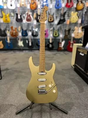 Charvel ProMod DK22 Dinky Pharaohs Gold