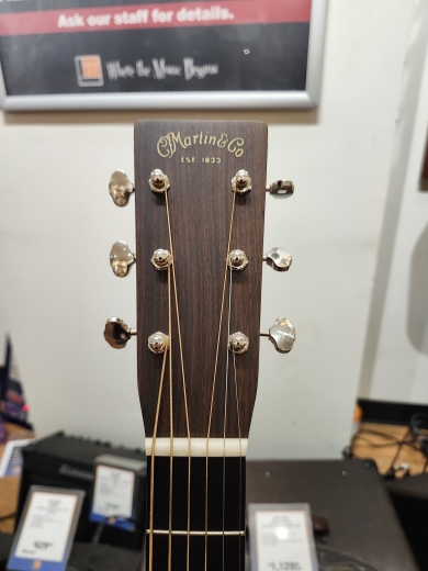 Store Special Product - Martin D-28 2017