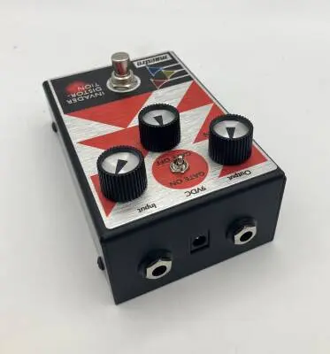 Maestro Effects Invader Distortion pedal 2
