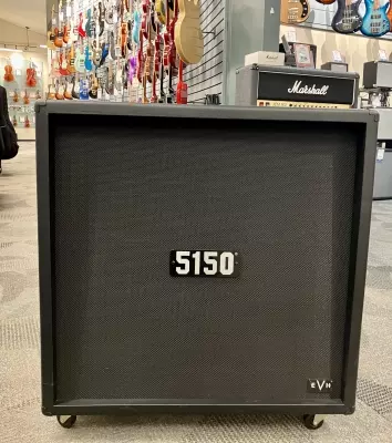 EVH Iconic Series 160 watt 4x12 cabinet