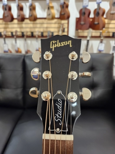 Gibson J45 Studio Walnut 2