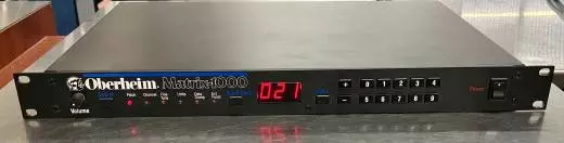 Oberheim Matrix-1000 6 voice analog rackmount synth