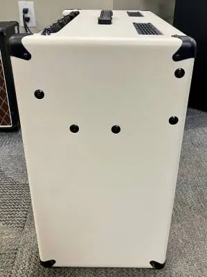 EVH 5150 Iconic 40 watt tube combo 2