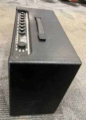 Fender Mustang III V2 100w guitar amp 2